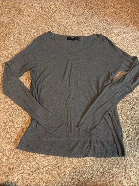 Mossimo Supply Co. Charcoal Gray V-Neck Lightweight Sweater